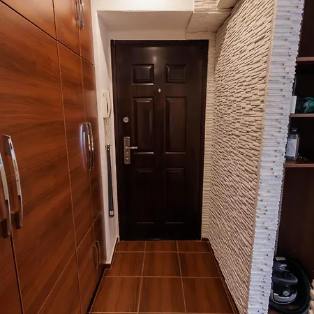 Utulny V Centre Mesta アパート *