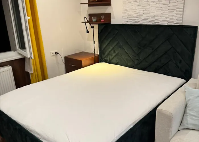 Utulny V Centre Mesta Lägenhet